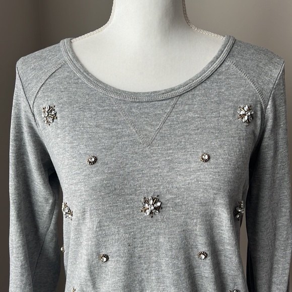 H&M long sleeve Top with Rhinestones - Picture 4 of 11